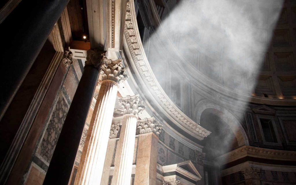 Pantheon Lo Spettacolo Di Luce Nel Giorno Del Solstizio D Estate